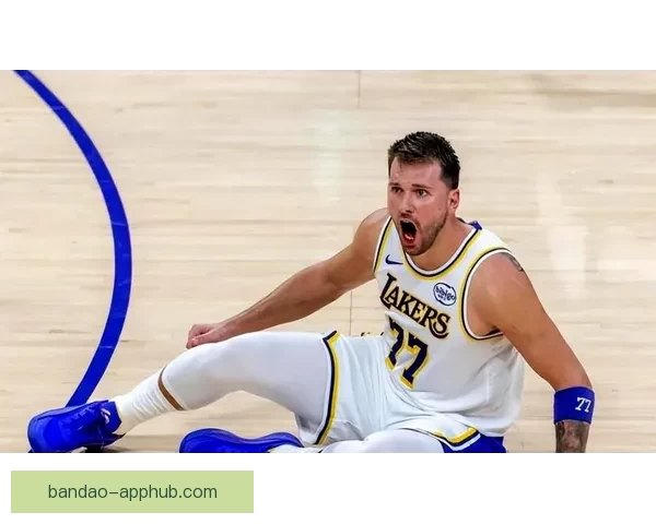 雷迪克力挺东契奇连续阶段展现MVP级表现理应获奖